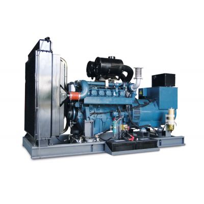 400kw科曼柴油發(fā)電機(jī)組-科曼8缸柴油機(jī)8KMV-505柴油發(fā)電機(jī)組,缸徑/行程：128/142mm,柴油發(fā)電機(jī)組水冷發(fā)動(dòng)機(jī)功率485KW,柴油發(fā)電機(jī)組配套馬拉松斯坦福發(fā)電機(jī)。廠價(jià)直銷歡迎選購：13773399855。