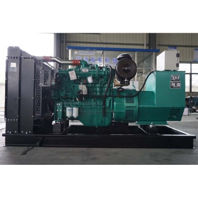 150KW玉柴柴油發(fā)電機(jī)組-玉柴6缸柴油機(jī)YCD6Q33H6-260,柴油發(fā)電機(jī)組缸徑/行程：108/135mm,柴油發(fā)電機(jī)組水冷發(fā)動機(jī)功率192KW,柴油發(fā)電機(jī)組配套馬拉松斯坦福發(fā)電機(jī)。廠價直銷歡迎選購：13773399855。
